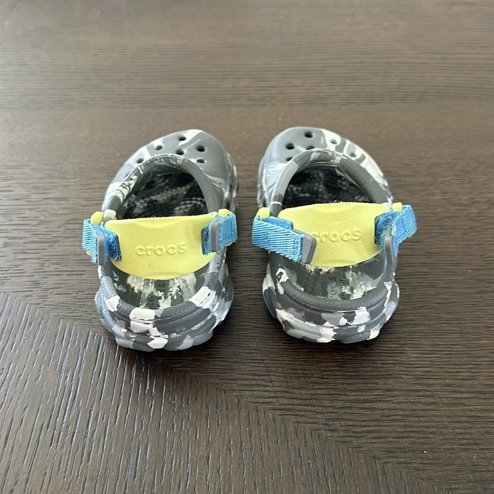 Crocs - Picture 3 of 5